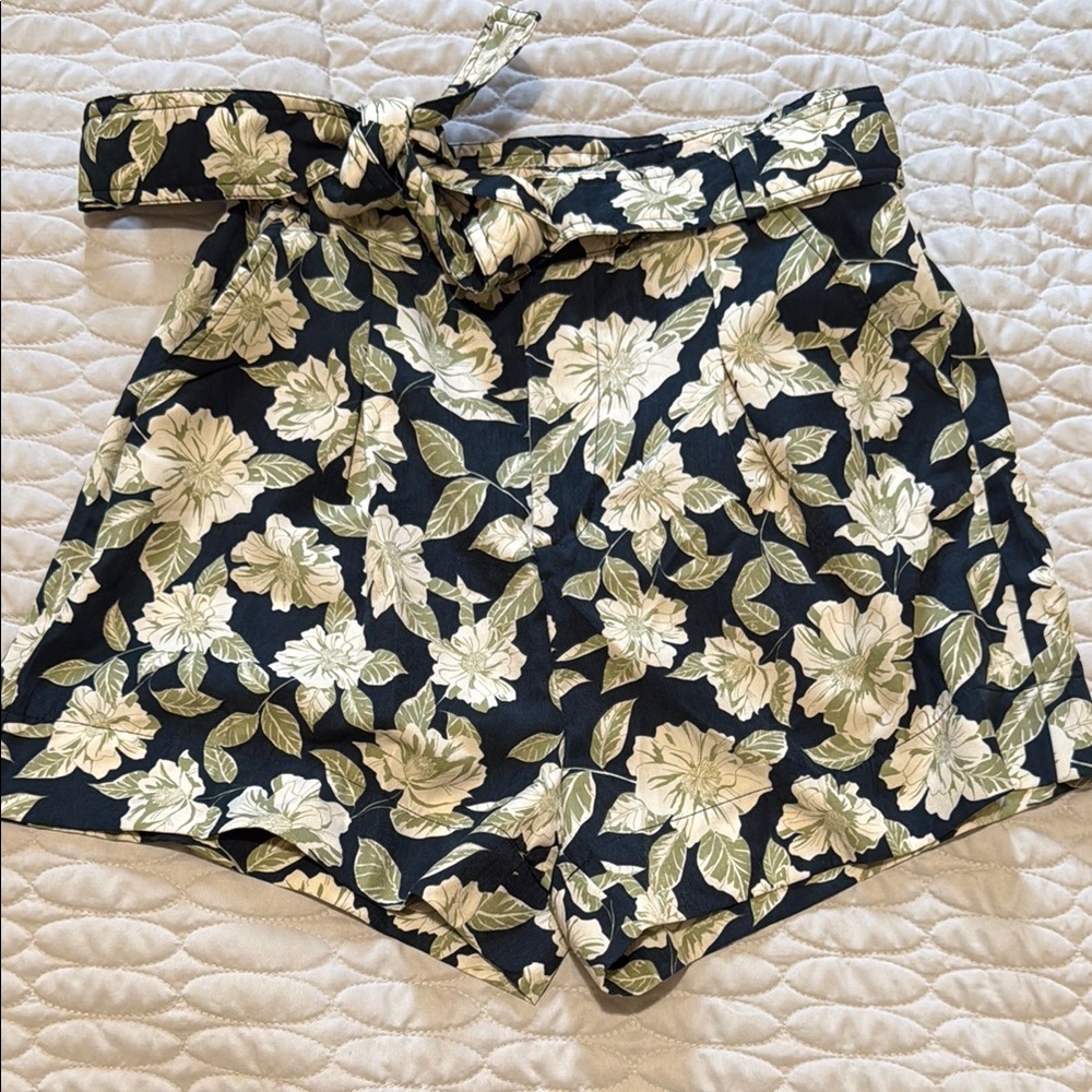 Floral Women's Shorts